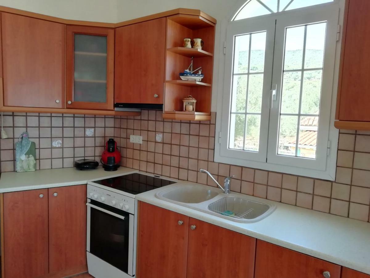 Villa Melissani House à Karavomylos Extérieur photo